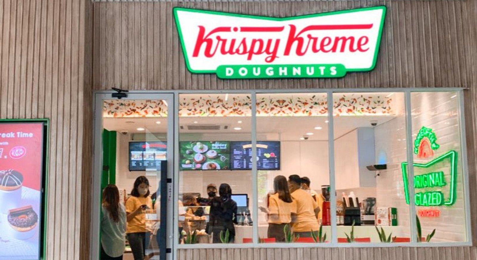 krispy kreme menara bidakara